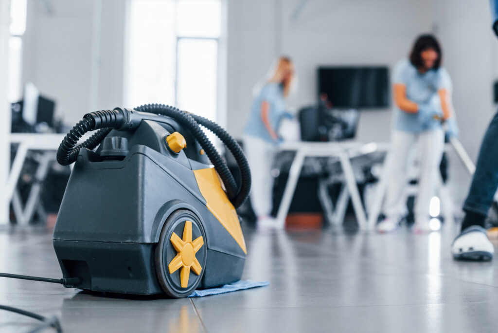 Commercial Cleaning with Advanced Technology Commercial Cleaning with Advanced Technology